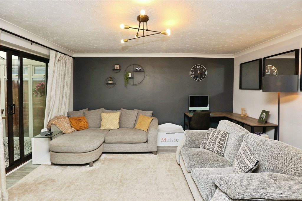 Property photo 3 of 14 Picture No. 07