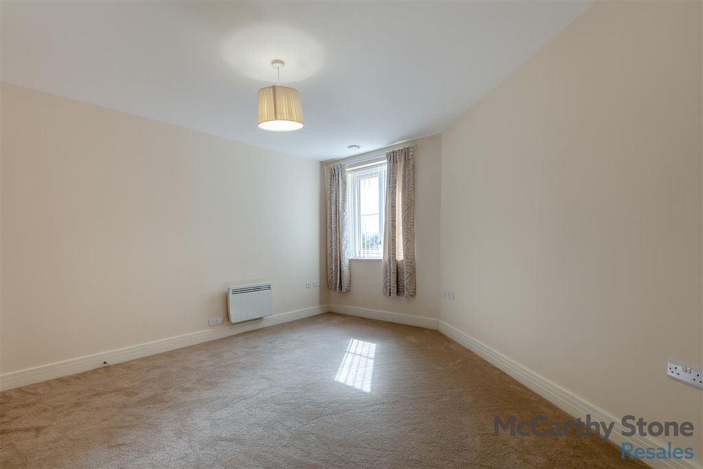 Additional image 13 of 1 bed flat for saleTresham Close, St. Marys Road, Kettering NN15