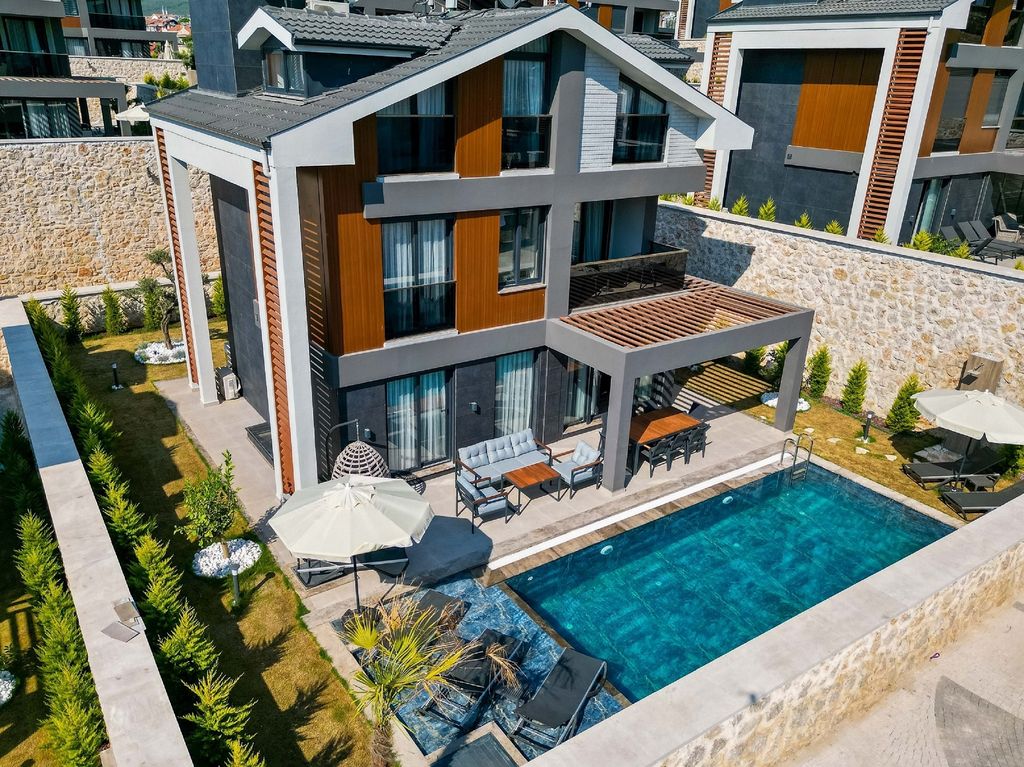 Property photo 1 of 21 Key-Ready Investment Property For Sale In Ovacik, Fethiye - Villas With A Private Landscaped Garden And Pool