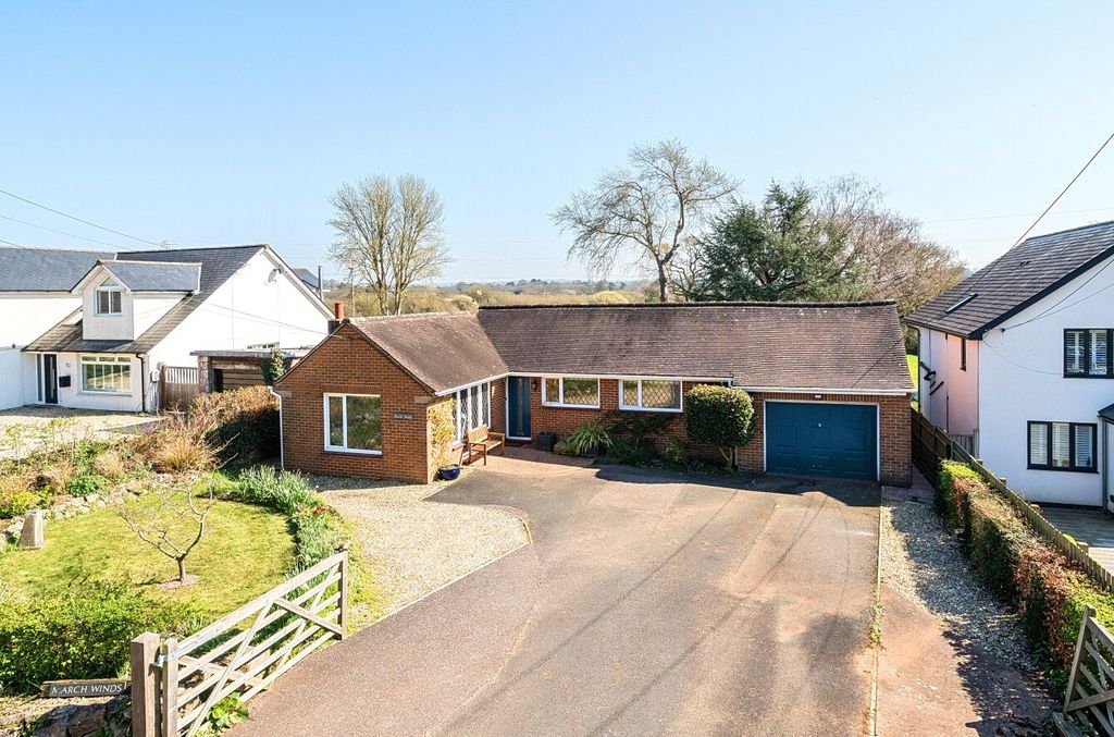 Property photo 1 of 13 Front Aspect