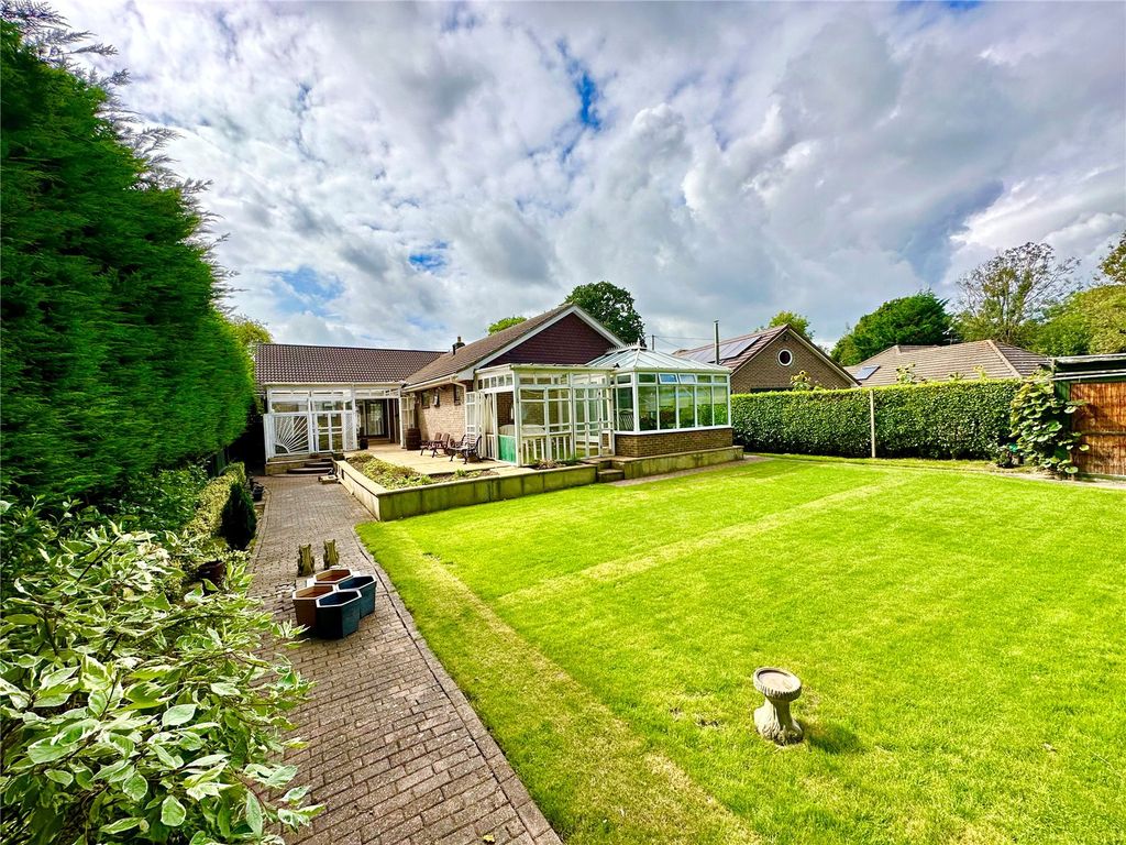 Property photo 1 of 23 Picture No. 27