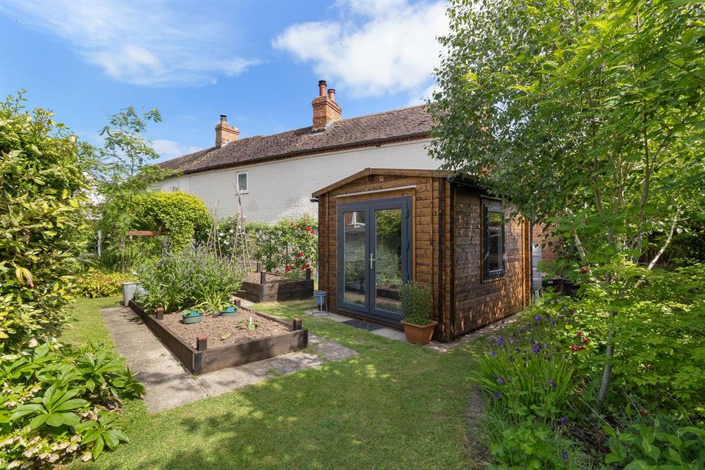 Property photo 3 of 23 Photo 7
