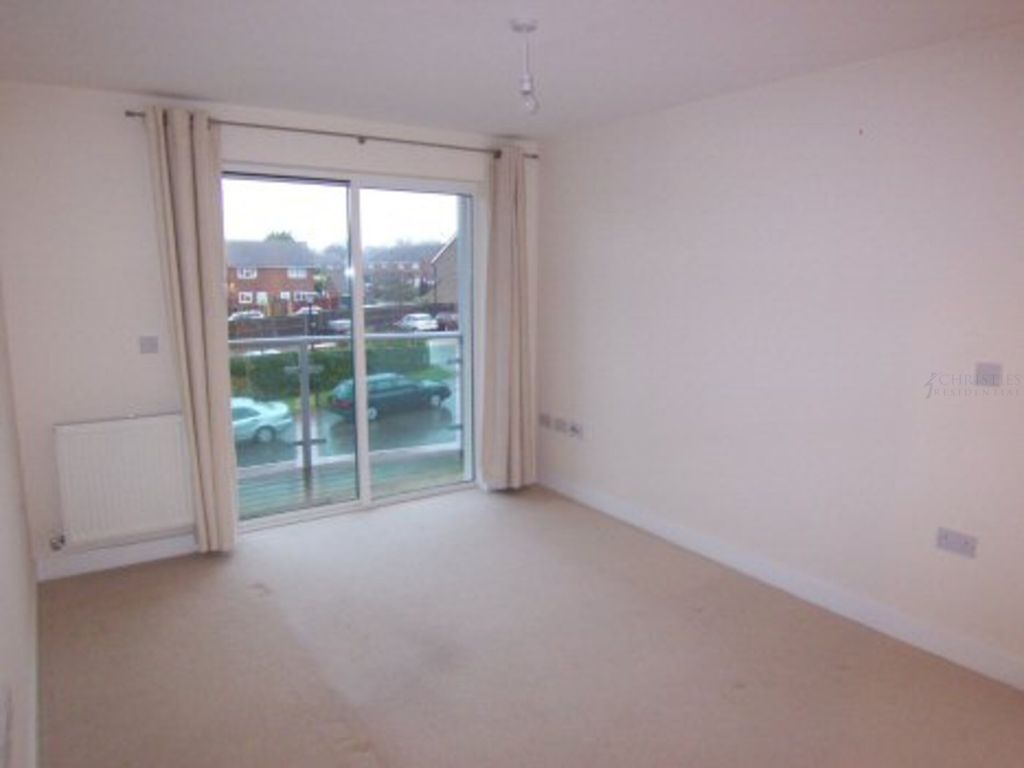 Property photo 3 of 6 Lounge