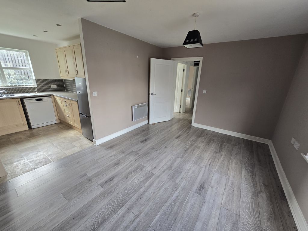 Property photo 3 of 16 20251023_135654.Jpg