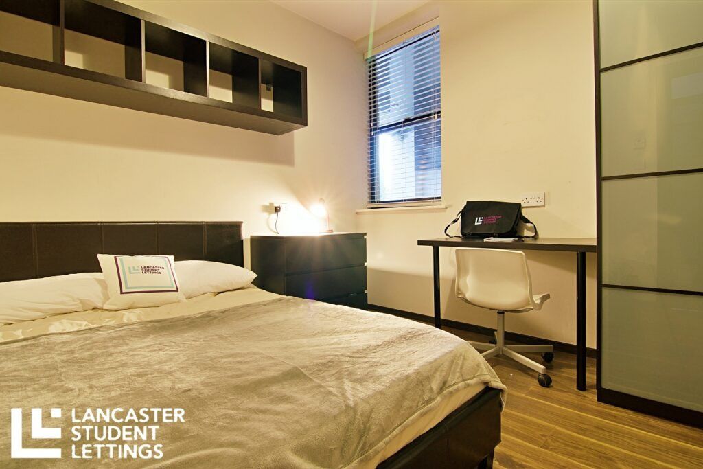 Property photo 1 of 8 Property Photo