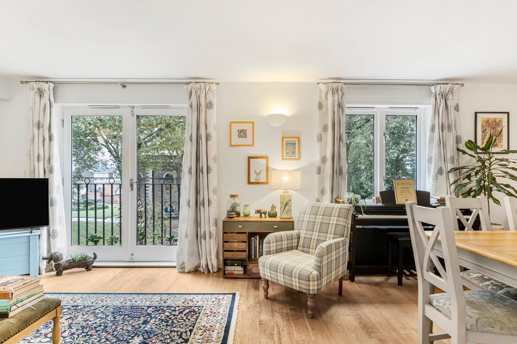 Property photo 1 of 20 Reception Room