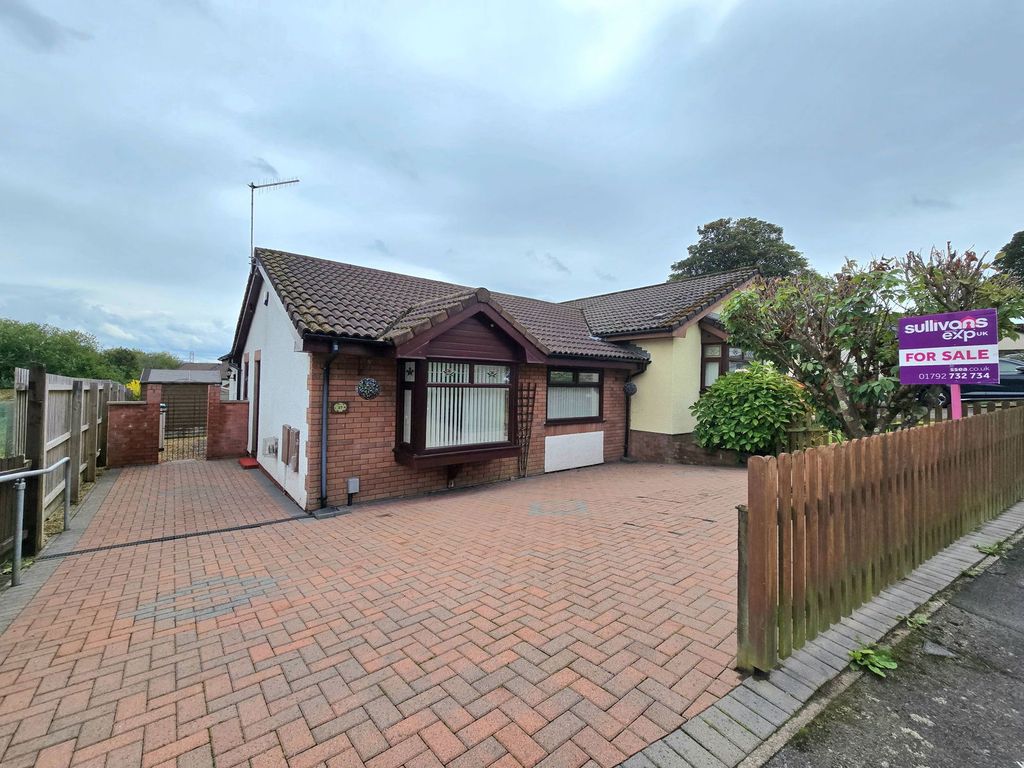 Property photo 1 of 14