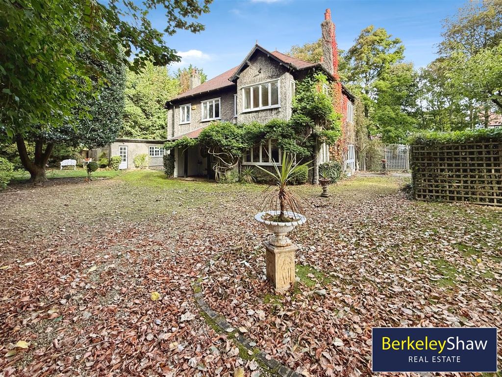 Property photo 3 of 45 F216Eada--4C0B-B5Ab-Dd8Cca14Bd02-55072-000008215B7