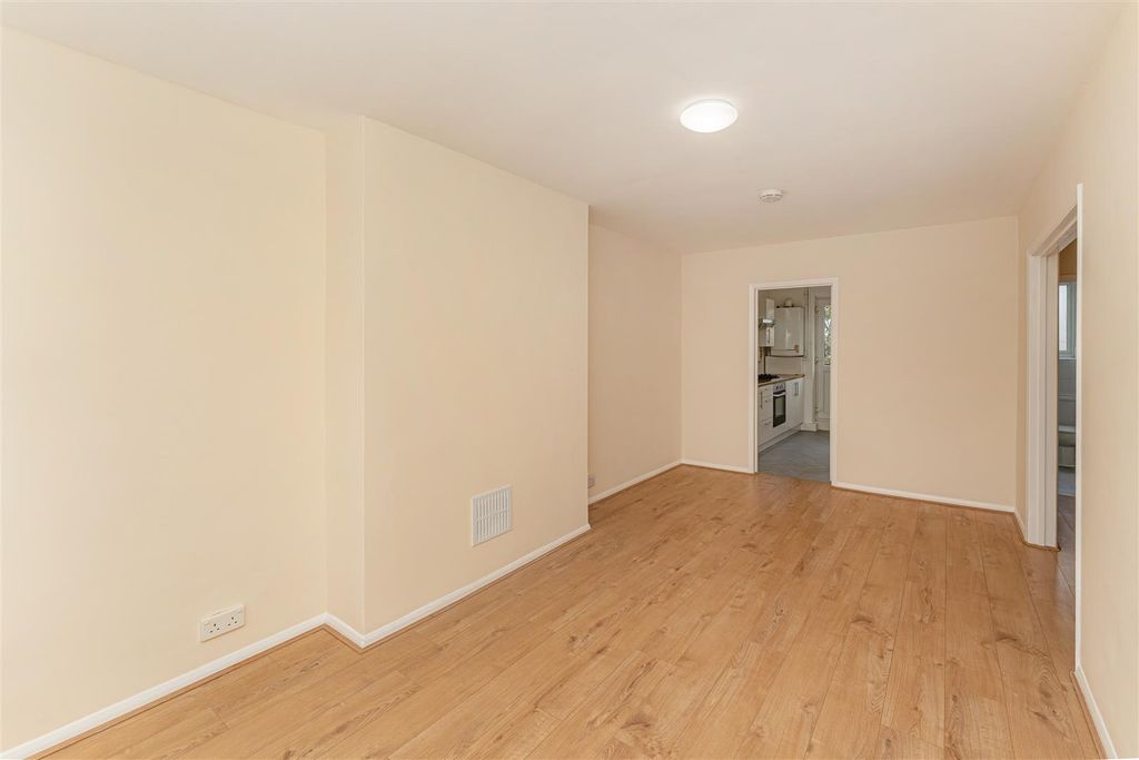 Property photo 3 of 16 Living Room