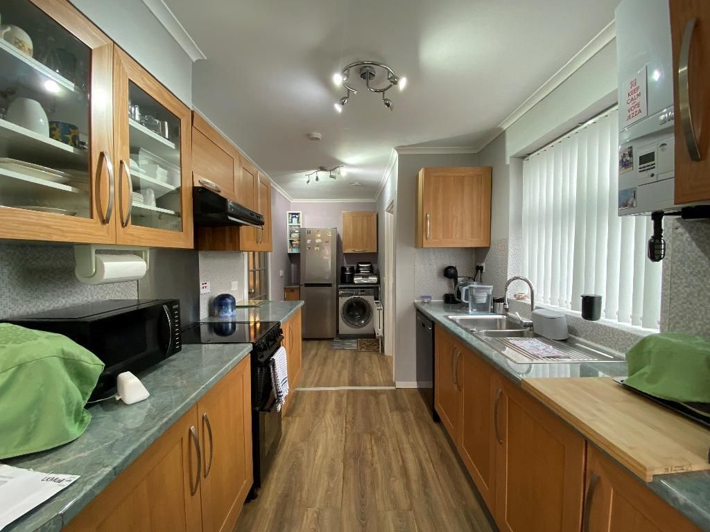 Property photo 1 of 19 Kitchen