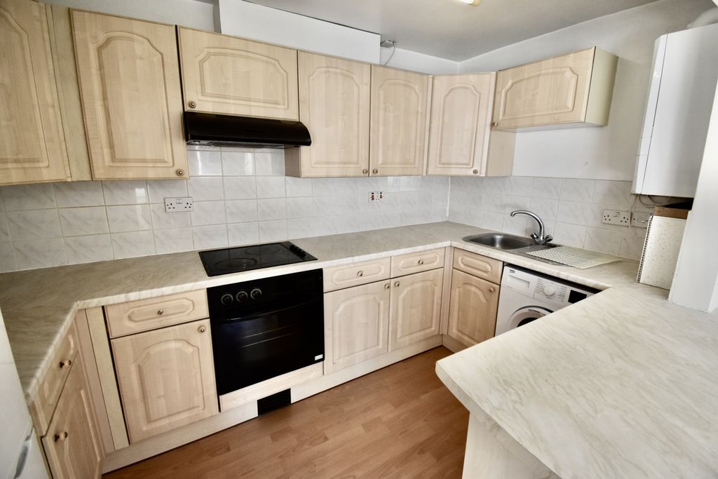 Property photo 2 of 12 Dsc_0414