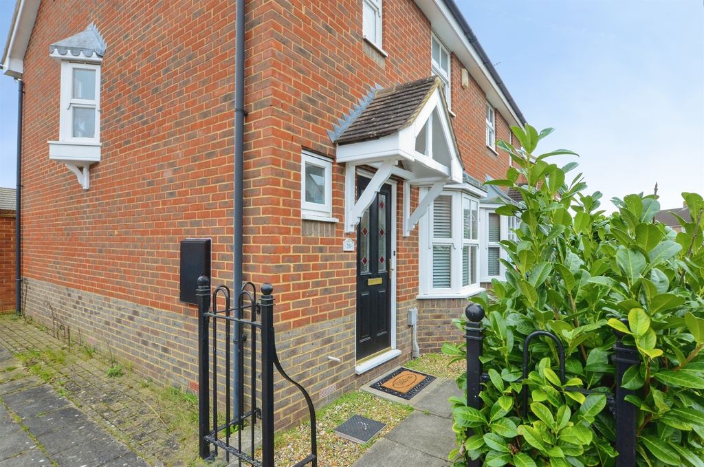 Property photo 1 of 20