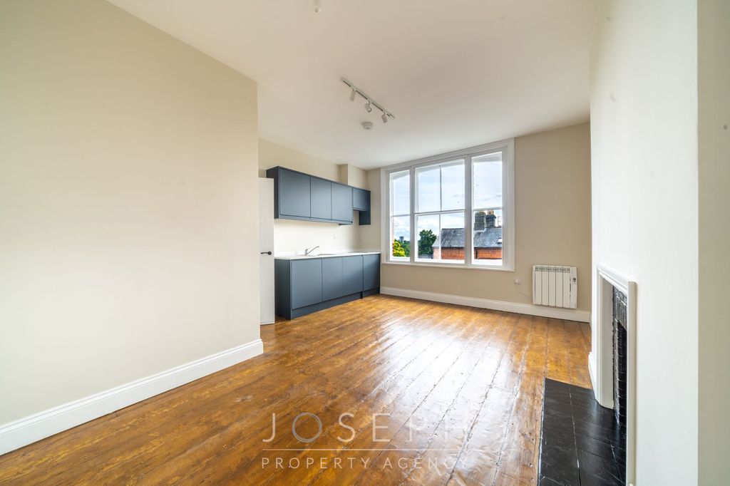 Property photo 2 of 5