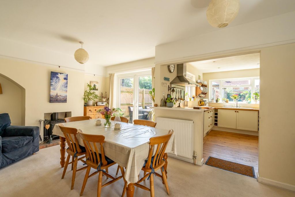 Property photo 3 of 24 Dining Room