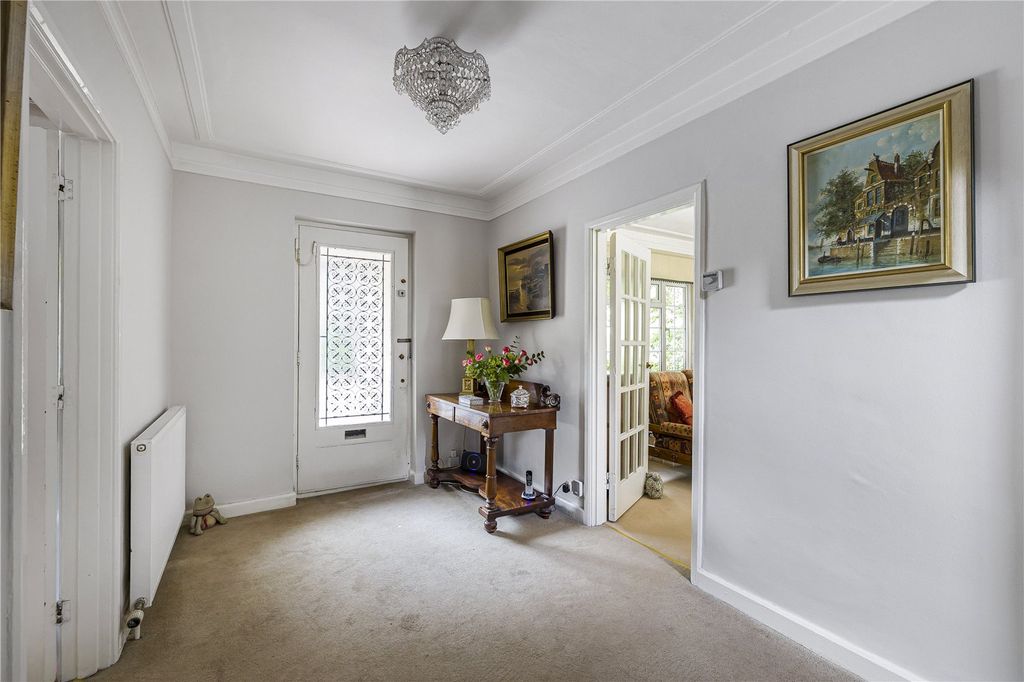 Property photo 2 of 18 Picture No. 48