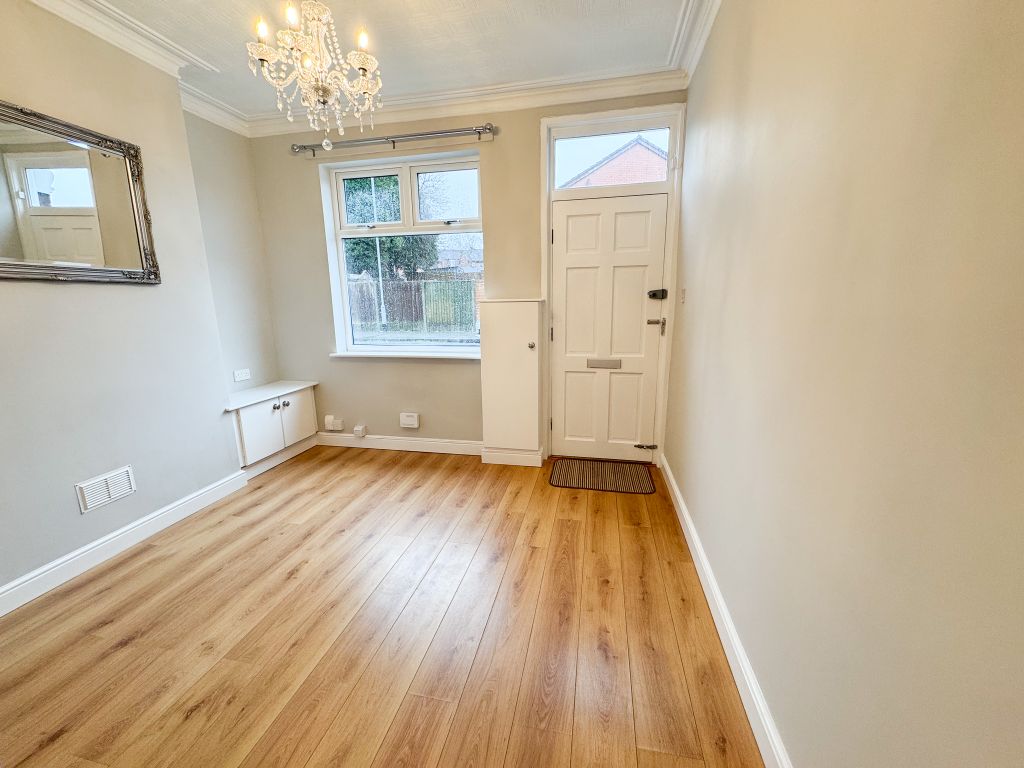 Property photo 3 of 12 Img_1448