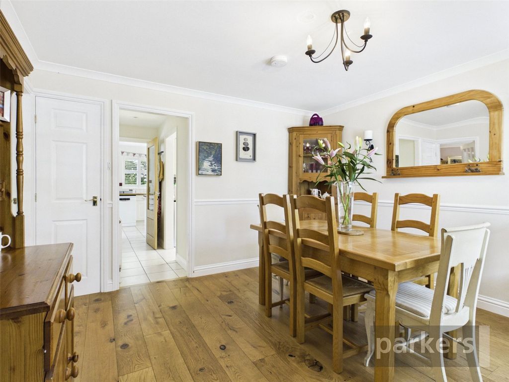 Property photo 2 of 32 Dining Room