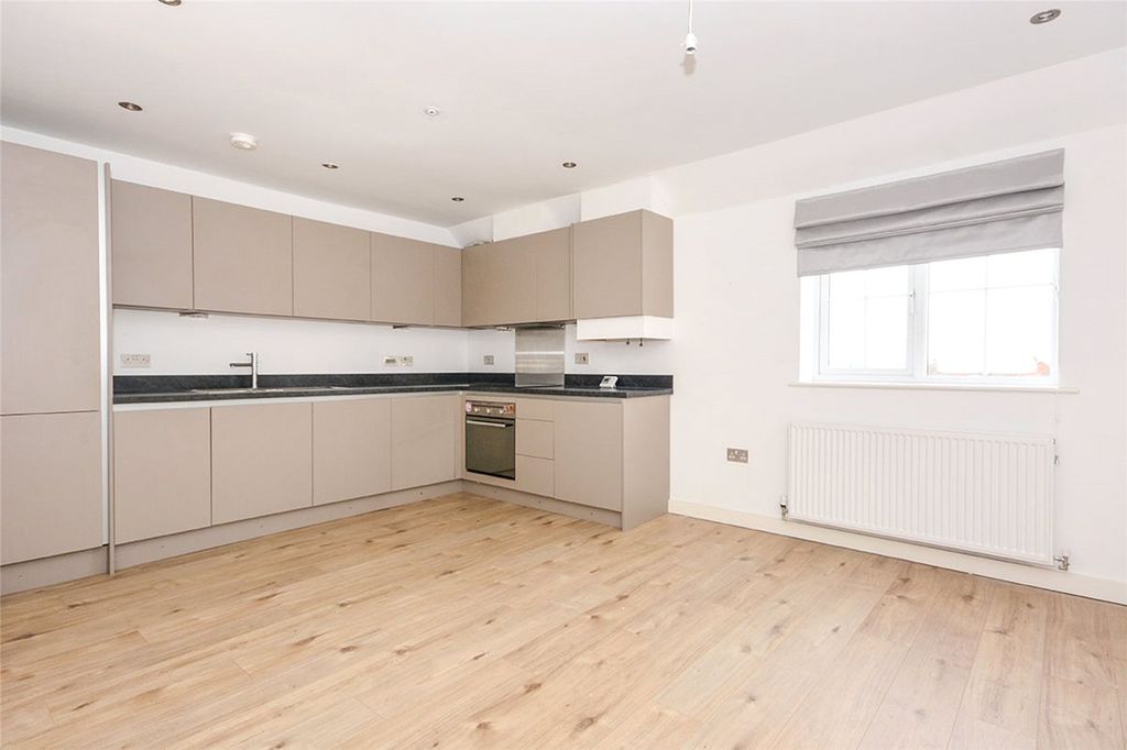 Property photo 2 of 8 Picture No. 02