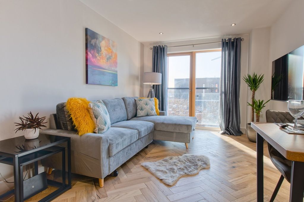 Property photo 2 of 4 Gallery