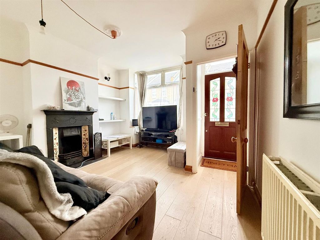 Property photo 2 of 13 2.Jpg