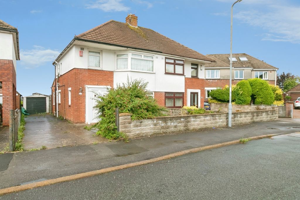 Property photo 1 of 20