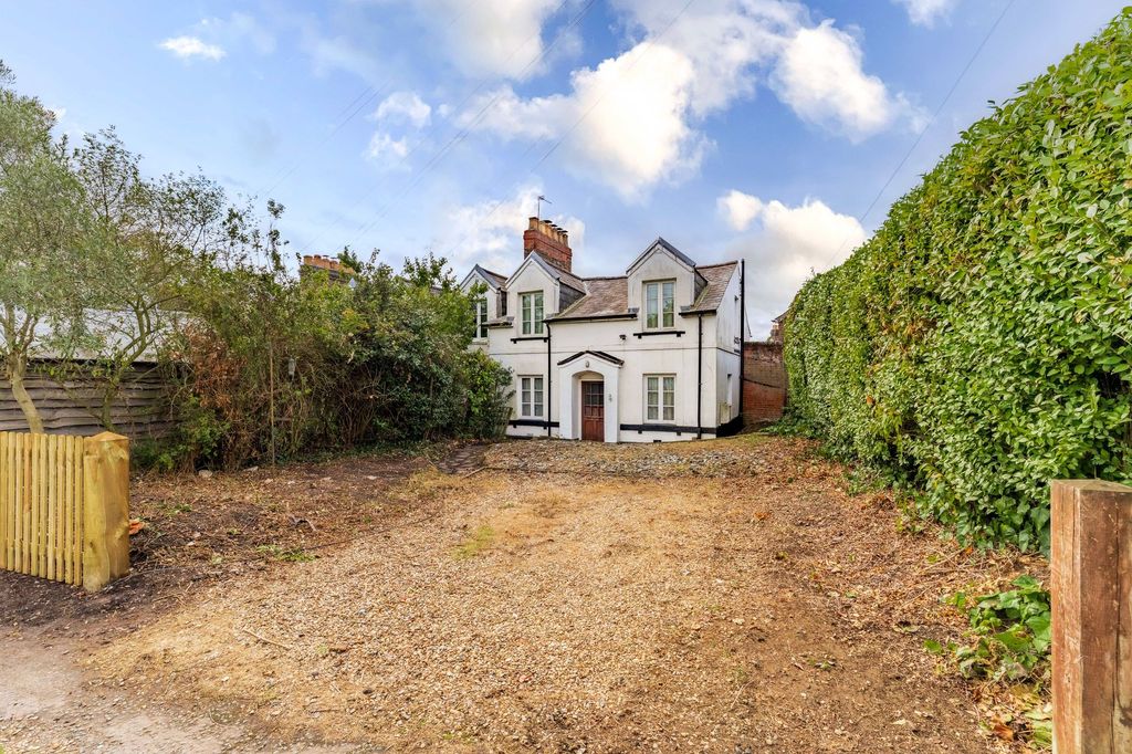 Property photo 1 of 15