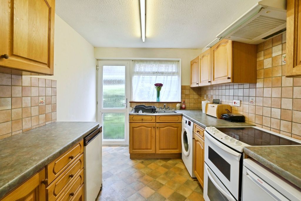 Property photo 2 of 13 Photo