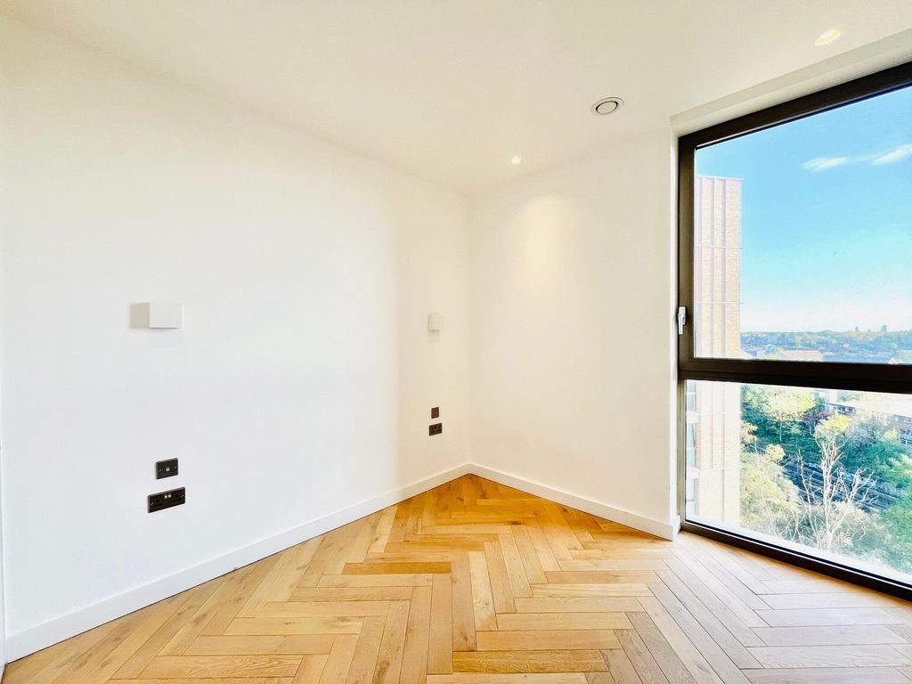 Property photo 2 of 16 Photo 2