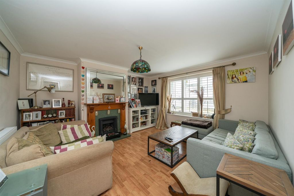 Property photo 2 of 12 177-Fletcher-Way-6994.Jpg