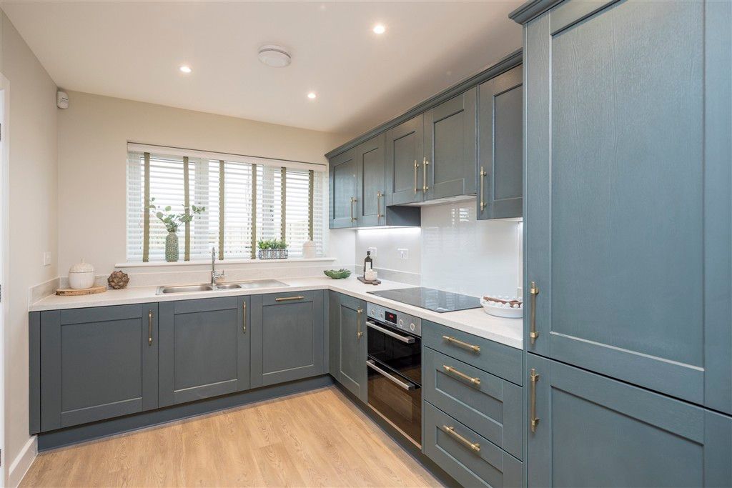 Property photo 1 of 9 Kitchen
