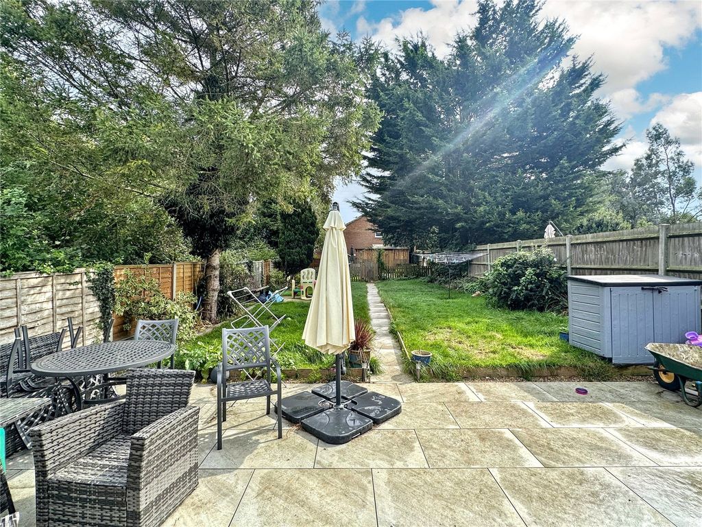 Property photo 3 of 17 Picture No. 18