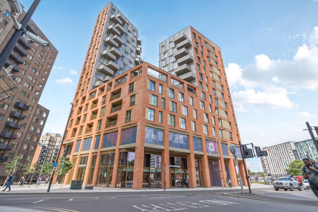 Property photo 1 of 20 4655510