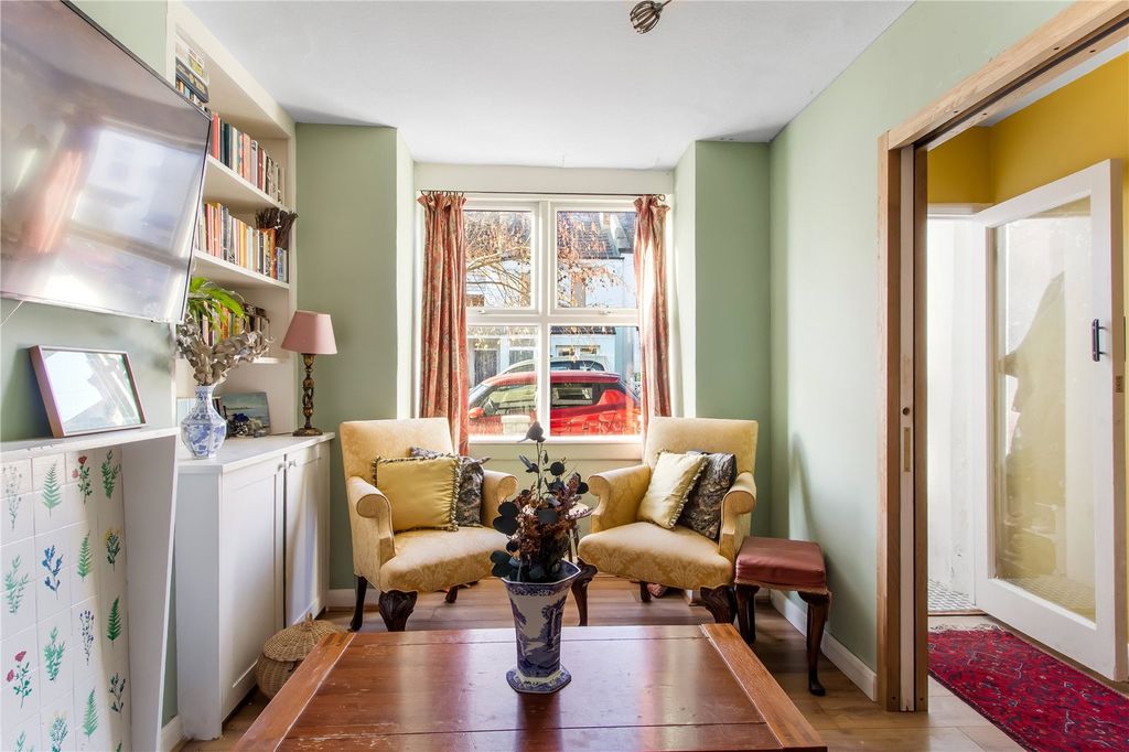 Property photo 2 of 23 Picture No. 02