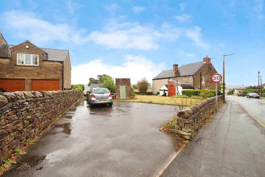 Property photo 3 of 18