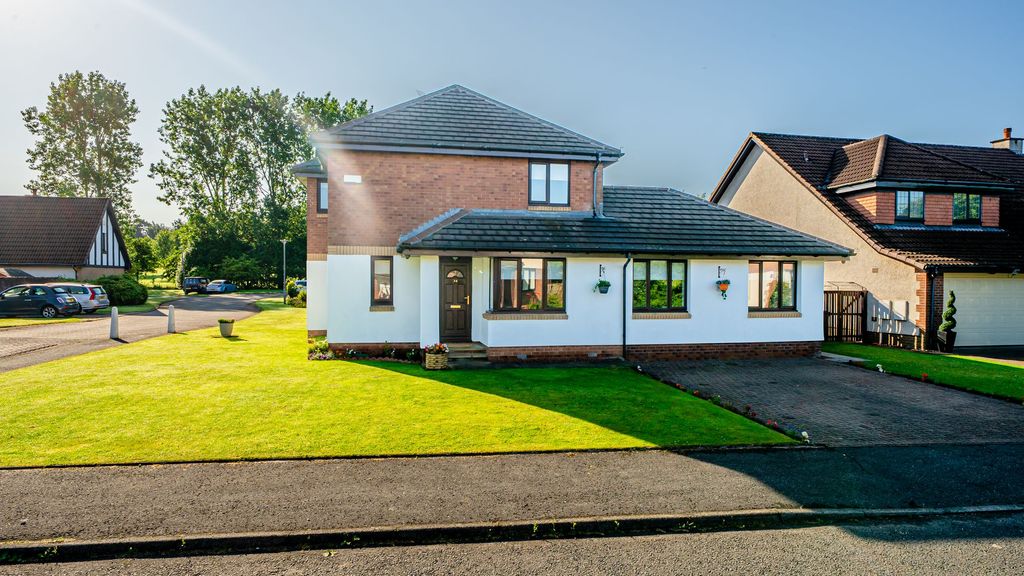 Property photo 1 of 35