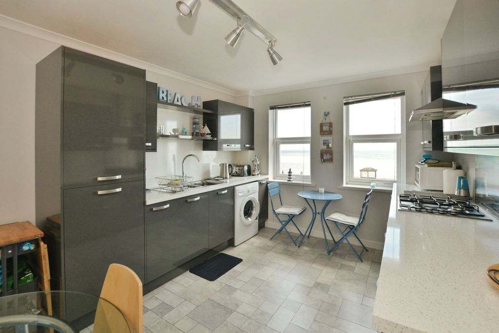 Property photo 3 of 15 Pbox-Img.Jpg