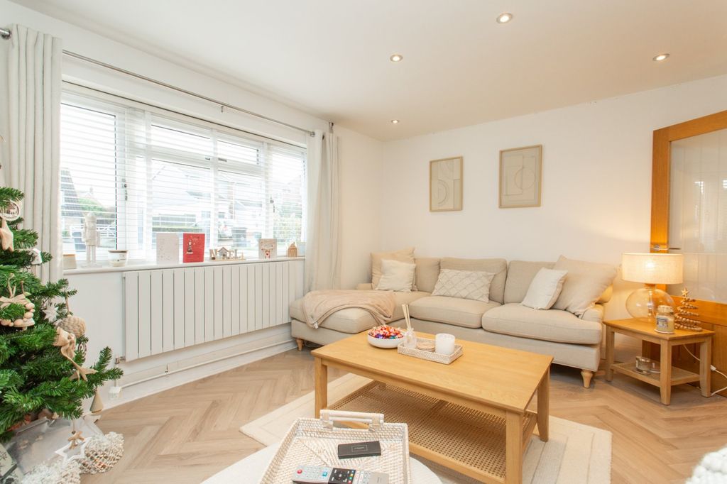 Property photo 2 of 15 Picture 2