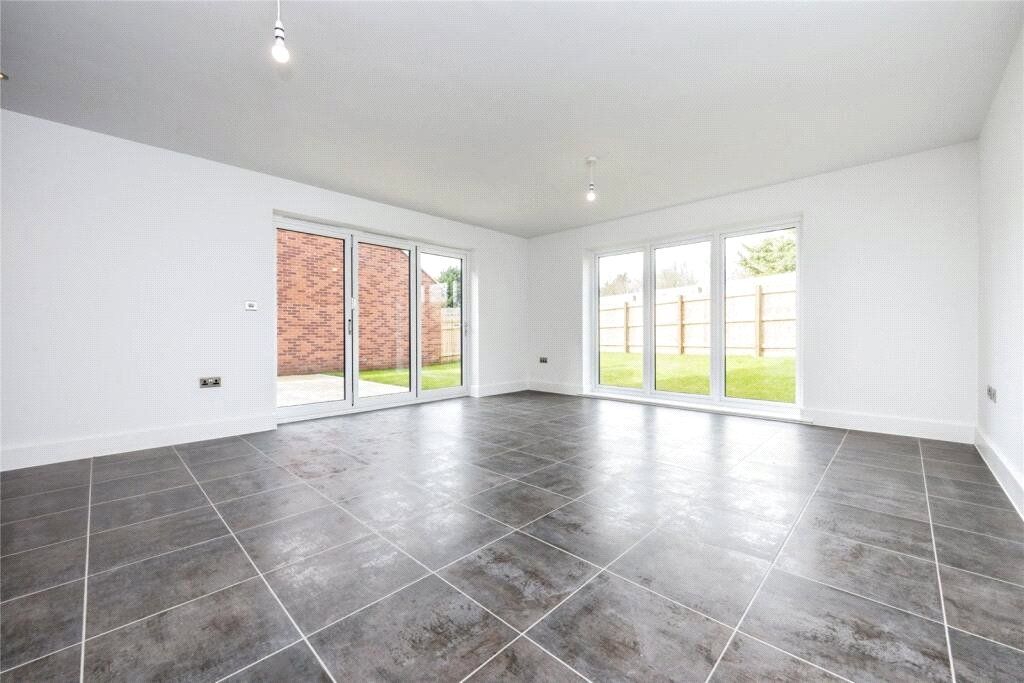 Property photo 3 of 12 Picture No. 15