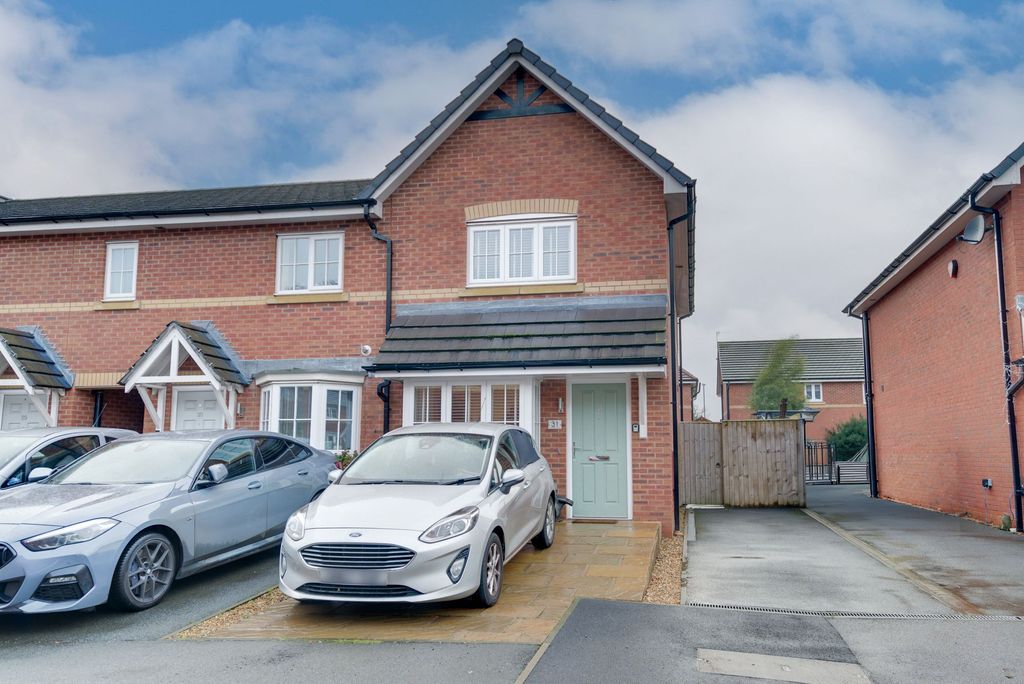 Property photo 1 of 21