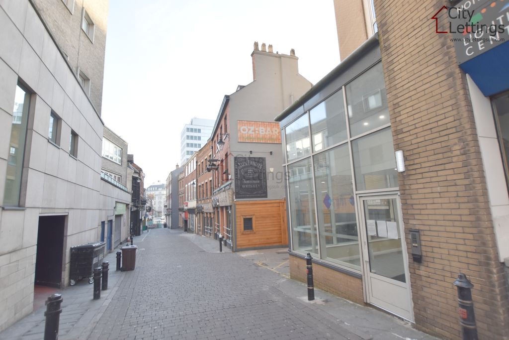 Property photo 2 of 22