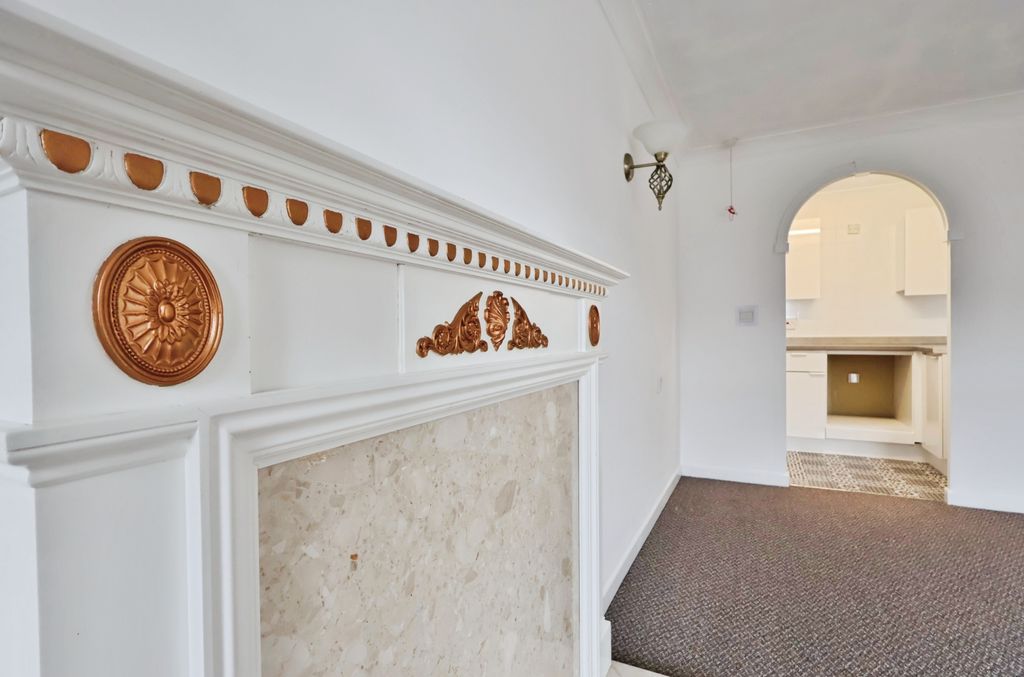 Additional image 11 of 1 bed flat for saleElmwood Court, High Street, Baldock SG7