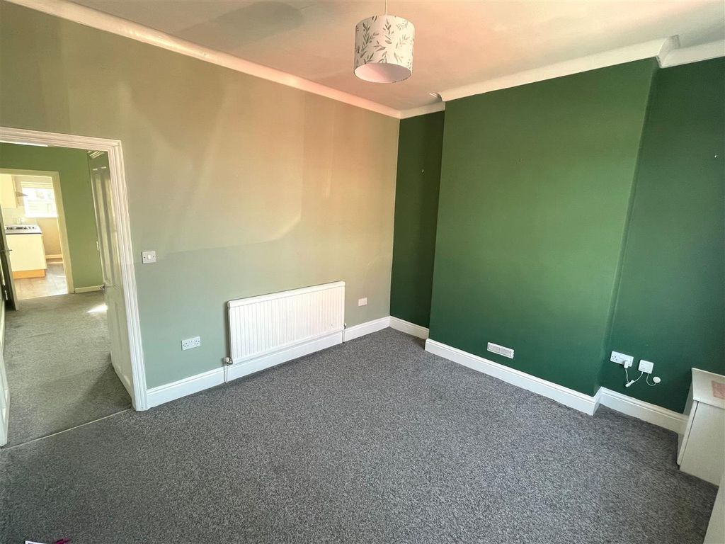 Property photo 3 of 13 13.Jpg