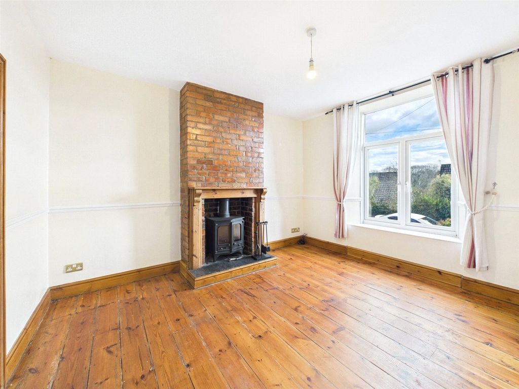 Property photo 2 of 16 Picture No. 32