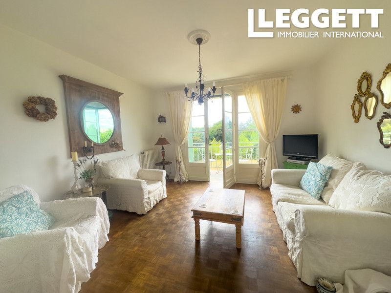 Property photo 3 of 10