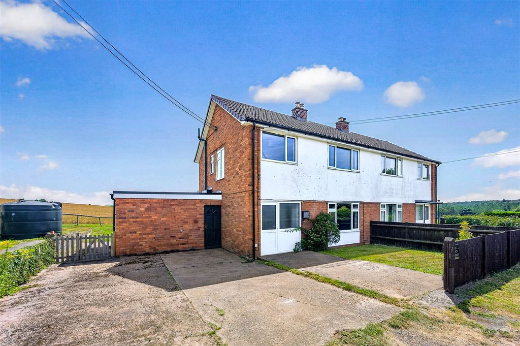 Property photo 2 of 27 Picture No. 03