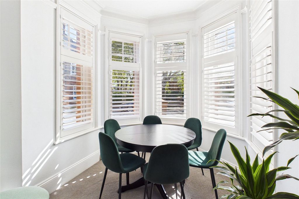 Property photo 3 of 15 Picture No. 04