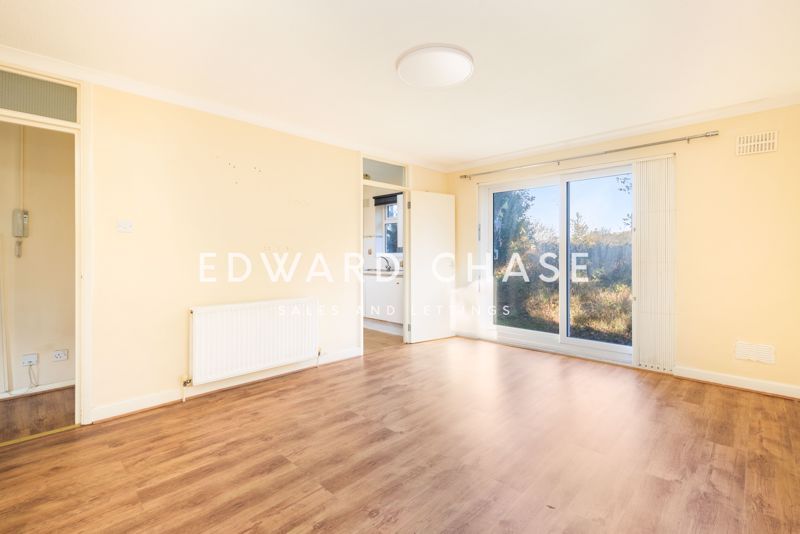 Property photo 3 of 14 Photo 1