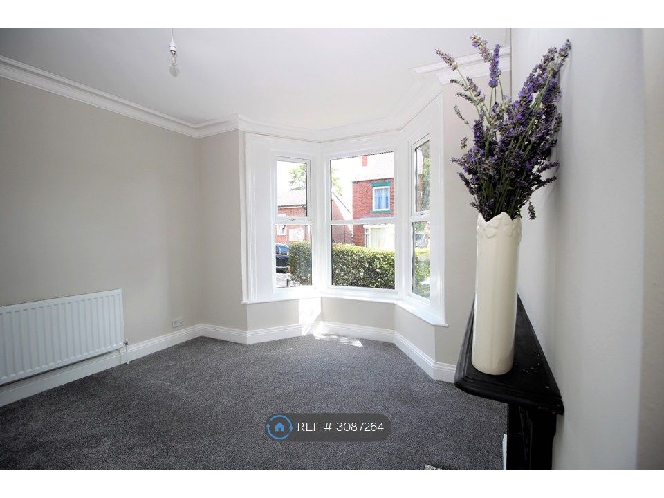 Property photo 1 of 28