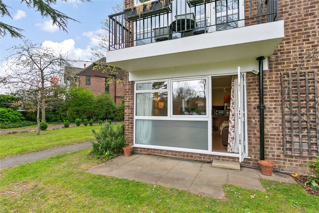 Property photo 2 of 17 Picture No. 08