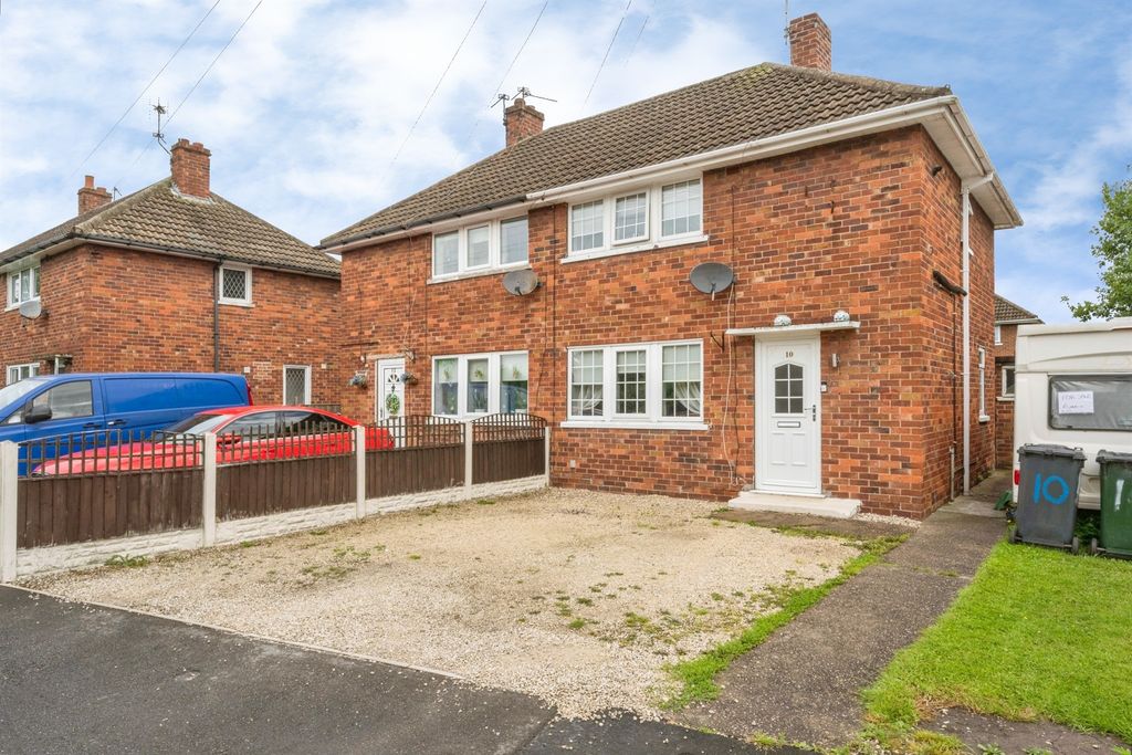 Property photo 1 of 13